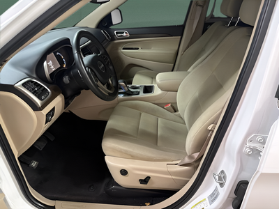 2017 Jeep Grand Cherokee Laredo