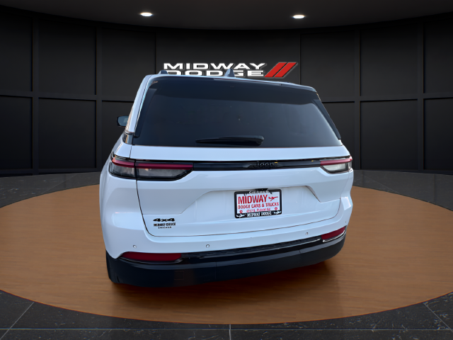 2025 Jeep Grand Cherokee Altitude 4x4