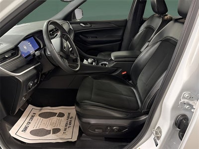 2024 Jeep Grand Cherokee L Altitude 4x4