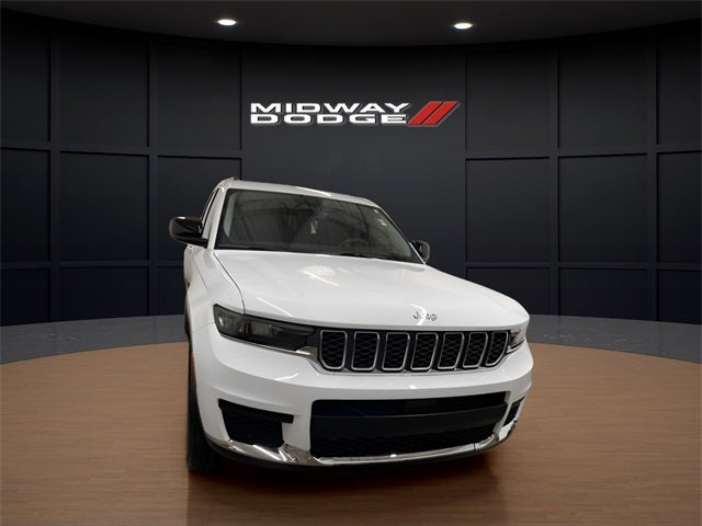 2024 Jeep Grand Cherokee L Laredo 4x4