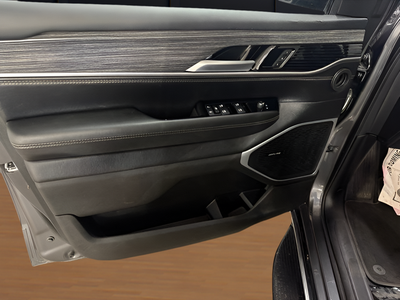 2025 Jeep Wagoneer L Series II 4x4