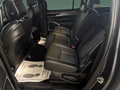 2025 Jeep Wagoneer L Series II 4x4
