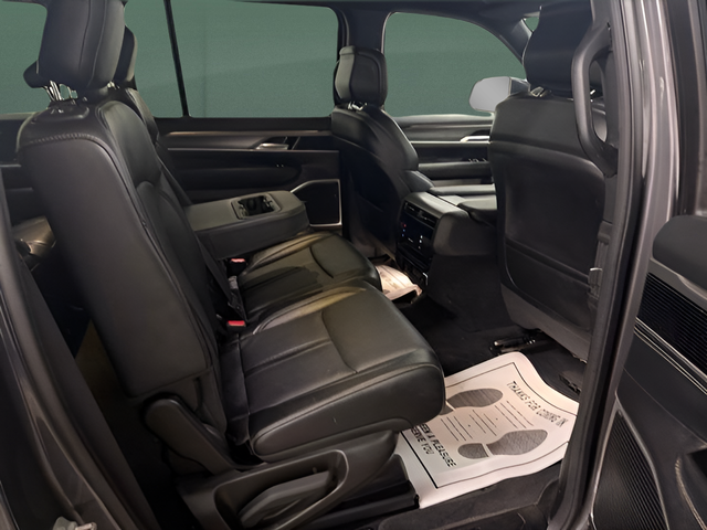 2025 Jeep Wagoneer L Series II 4x4