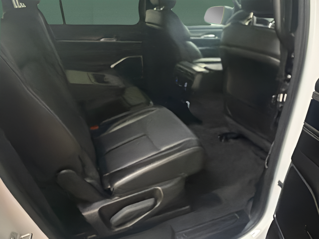 2024 Jeep Wagoneer Series II 4x2
