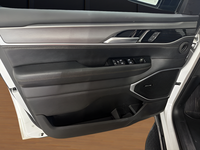 2025 Jeep Wagoneer Carbide 4x4