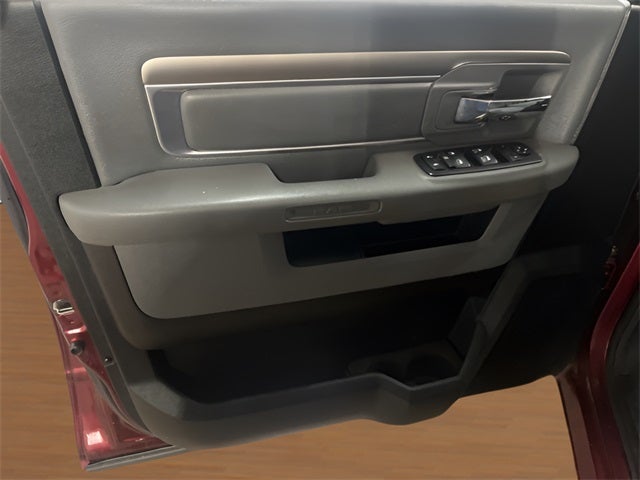 2018 RAM 1500 SLT Quad Cab 4x4 6'4' Box