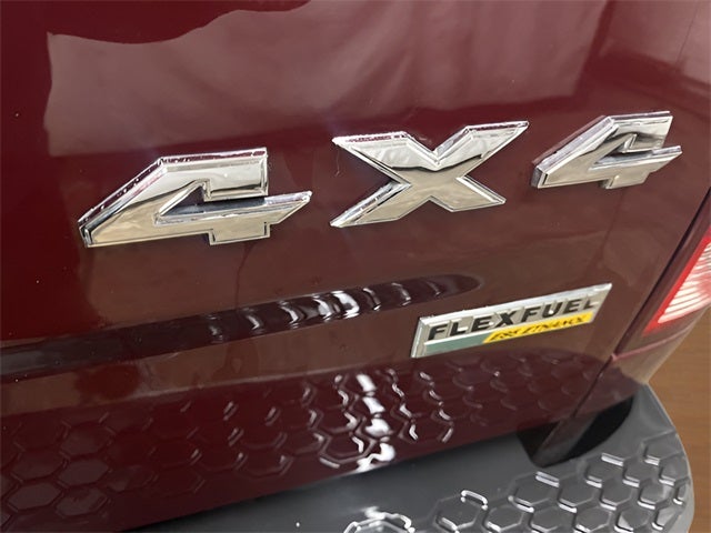 2018 RAM 1500 SLT Quad Cab 4x4 6'4' Box