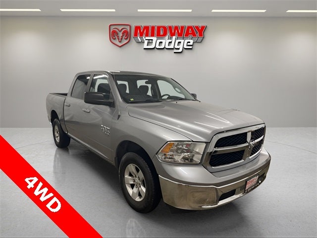 2021 RAM 1500 Classic SLT Crew Cab 4x4 5'7' Box