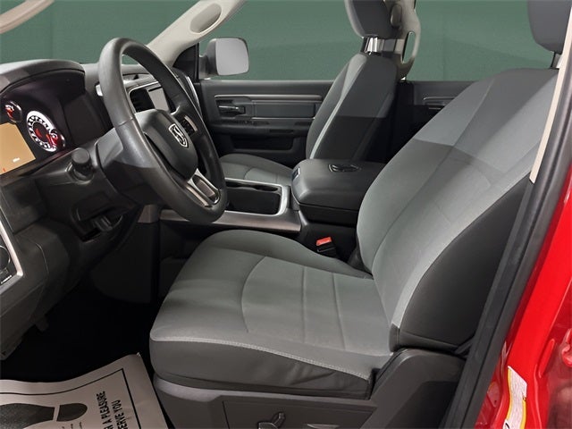 2023 RAM 1500 Classic SLT Crew Cab 4x4 5'7' Box