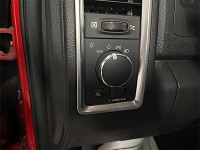 2023 RAM 1500 Classic SLT Crew Cab 4x4 5'7' Box