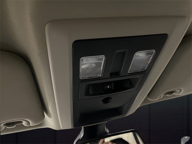 2023 RAM 1500 Classic SLT Crew Cab 4x4 5'7' Box