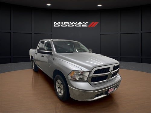 2023 RAM 1500 Classic SLT Crew Cab 4x4 5'7' Box