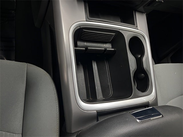 2023 RAM 1500 Classic SLT Crew Cab 4x4 5'7' Box