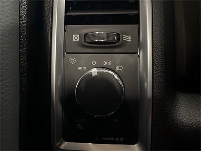 2023 RAM 1500 Classic SLT Crew Cab 4x4 5'7' Box