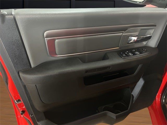 2021 RAM 1500 Classic SLT Crew Cab 4x4 5'7' Box