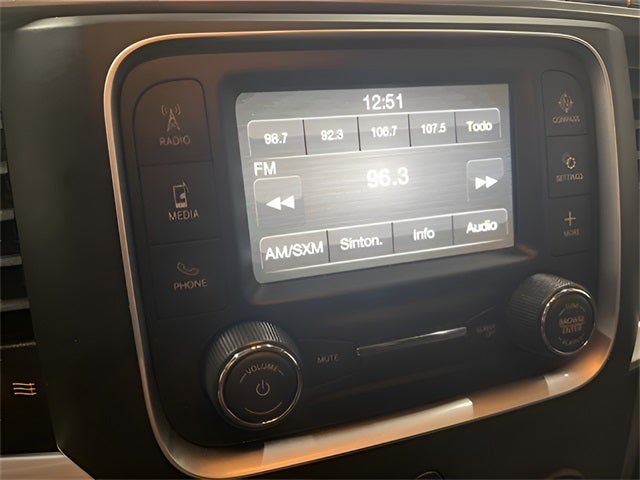 2021 RAM 1500 Classic SLT Crew Cab 4x4 5'7' Box