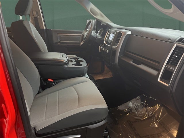 2021 RAM 1500 Classic SLT Crew Cab 4x4 5'7' Box