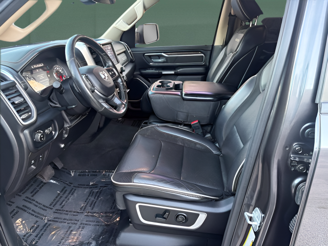 2019 RAM 1500 Laramie Quad Cab 4x2 6'4' Box