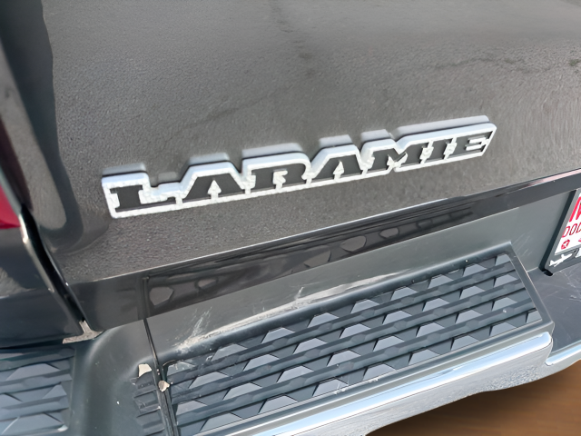 2019 RAM 1500 Laramie Quad Cab 4x2 6'4' Box