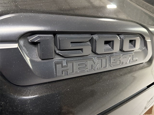 2019 RAM 1500 Big Horn/Lone Star Quad Cab 4x4 6'4' Box