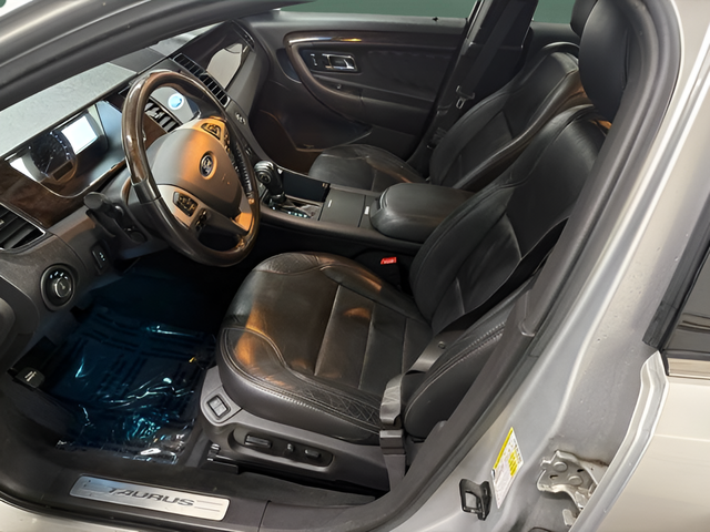 2016 Ford Taurus Limited