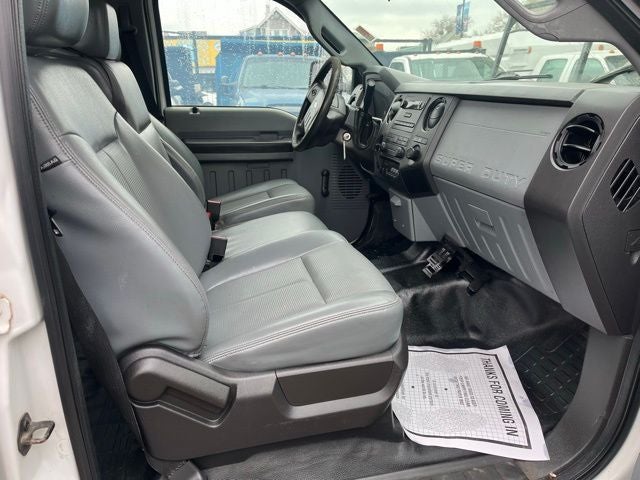 2014 Ford F-450 Chassis XL