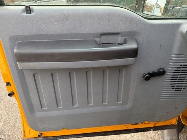 2012 Ford F-450 Chassis XL DRW