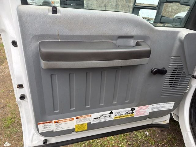 2015 Ford F-550 Chassis DRW