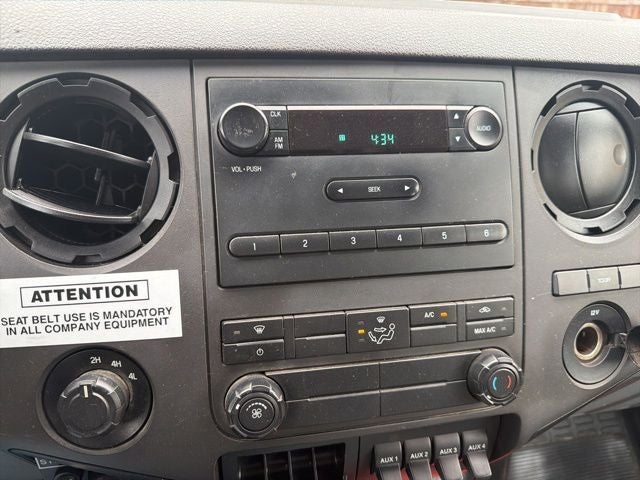 2015 Ford F-550 Chassis DRW