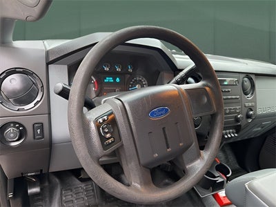 2015 Ford F-550 Chassis XL