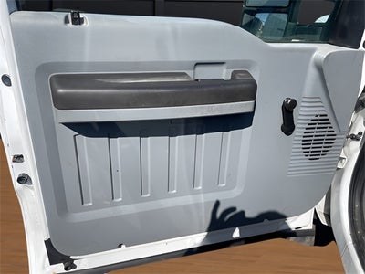 2013 Ford F-550 Chassis XL