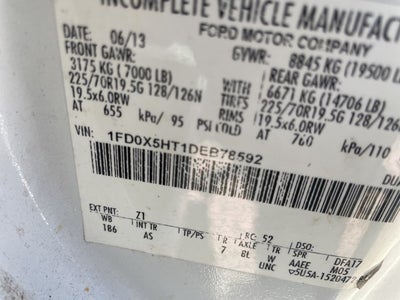 2013 Ford F-550 Chassis XL