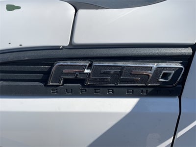 2013 Ford F-550 Chassis XL