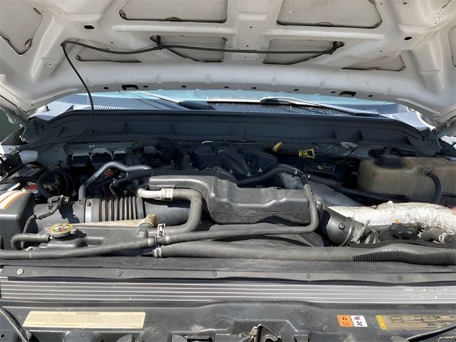 2015 Ford F-550 Chassis XL