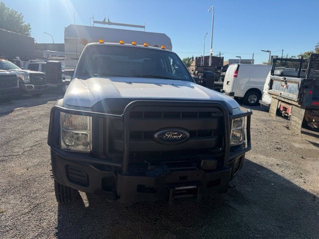 2014 Ford F-550 Chassis Lariat DRW