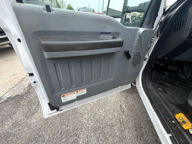 2016 Ford F-550 Chassis DRW