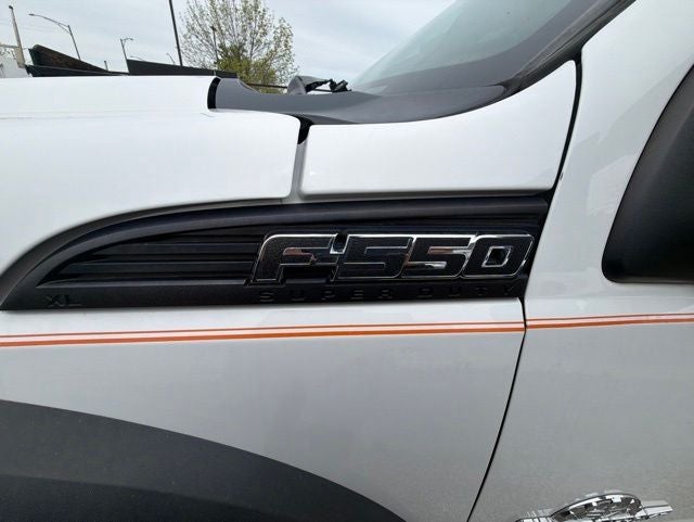 2016 Ford F-550 Chassis DRW