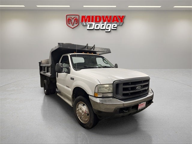 2004 Ford F-550 Chassis XL