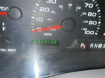 2004 Ford F-550 Chassis XL