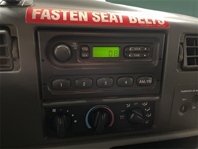 2004 Ford F-550 Chassis XL