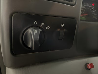 2004 Ford F-550 Chassis XL