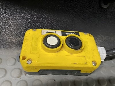 2004 Ford F-550 Chassis XL