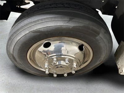 2004 Ford F-550 Chassis XL