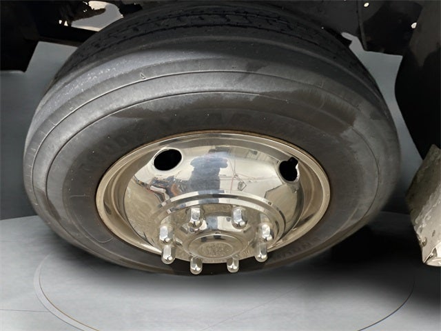 2004 Ford F-550 Chassis XL