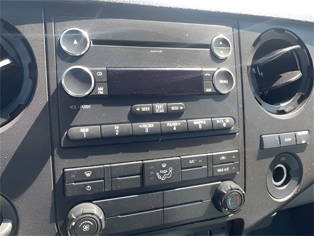 2016 Ford F-350 Chassis XL