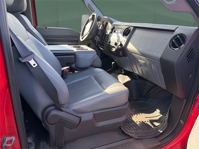 2011 Ford F-350 Chassis XL DRW