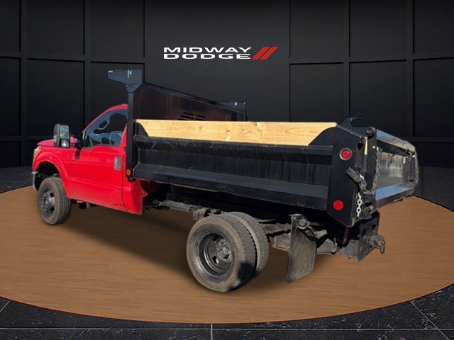 2011 Ford F-350 Chassis XL DRW