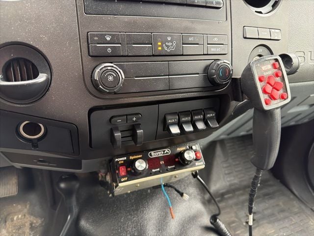 2013 Ford F-350 Chassis DRW