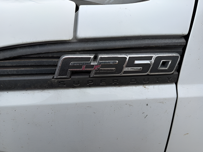 2013 Ford F-350 Chassis DRW