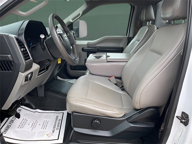 2018 Ford F-450 Chassis XL